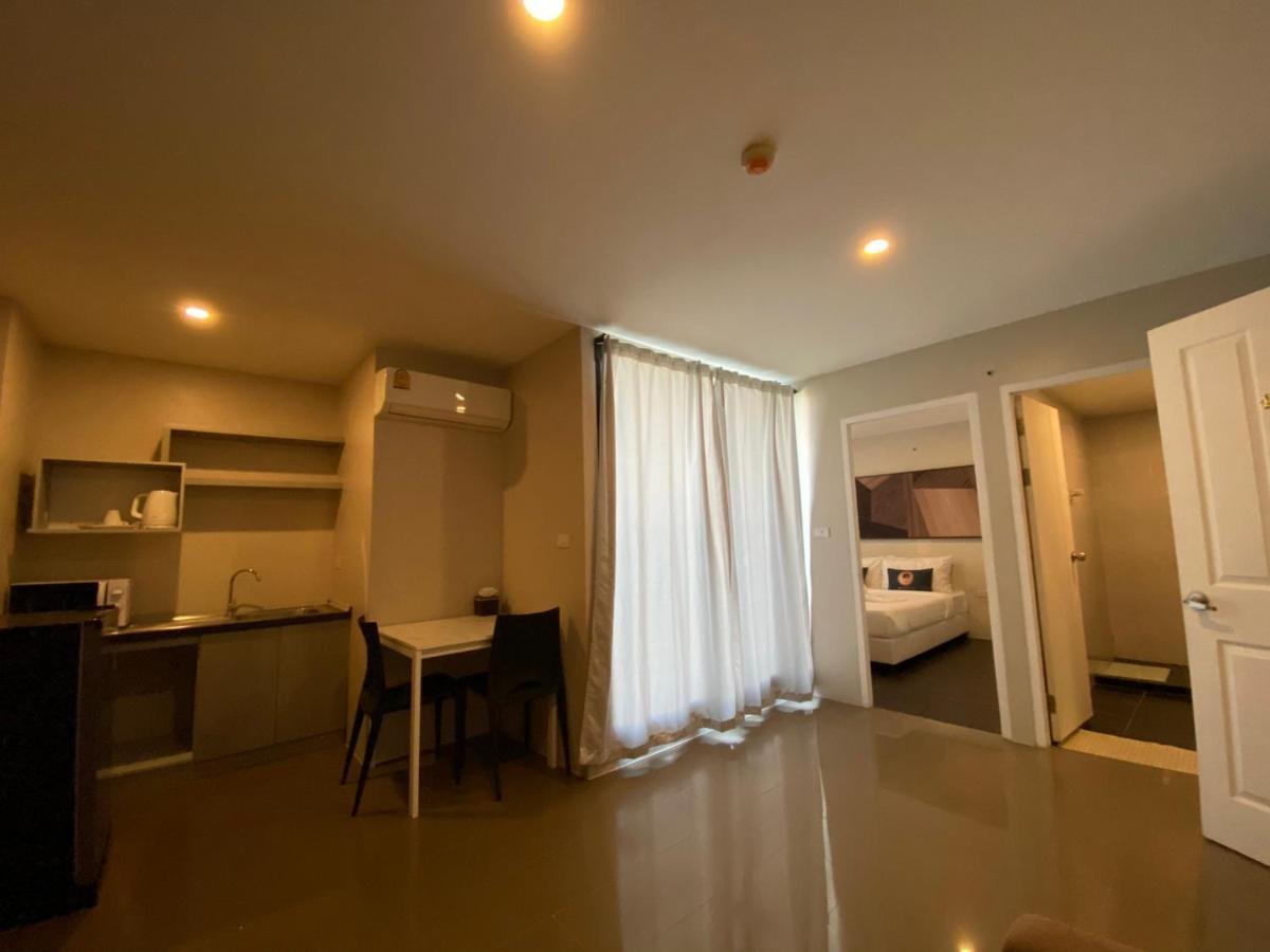 Roomquest Bangkok Sukhumvit 107 Samut Prakan Dış mekan fotoğraf