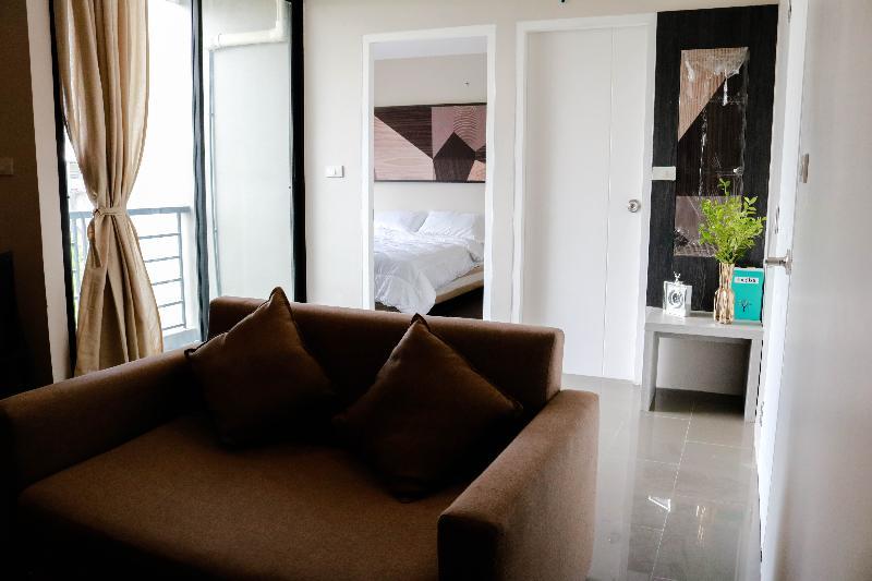 Roomquest Bangkok Sukhumvit 107 Samut Prakan Dış mekan fotoğraf