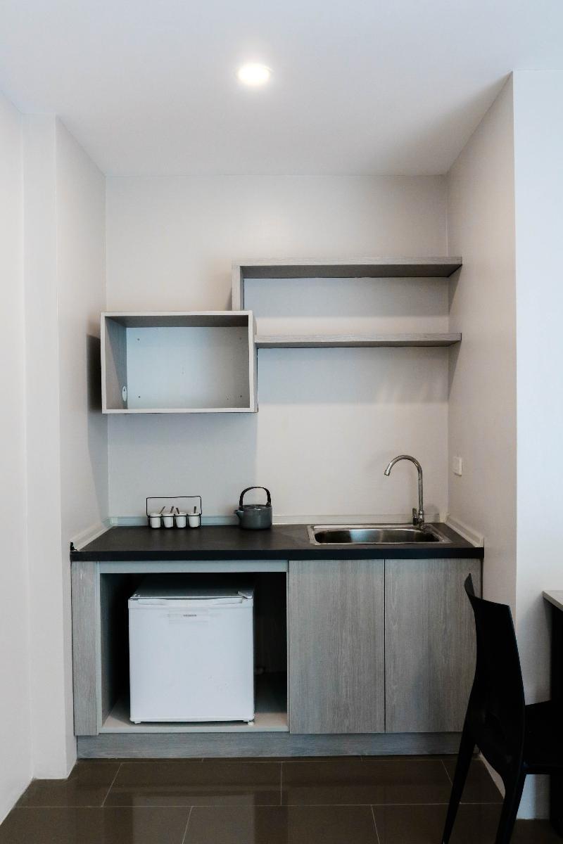 Roomquest Bangkok Sukhumvit 107 Samut Prakan Dış mekan fotoğraf